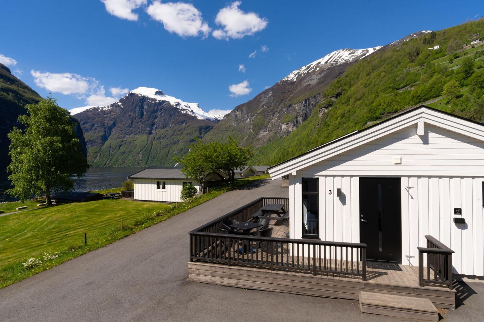 Отель Geirangerfjorden Feriesenter Экстерьер фото